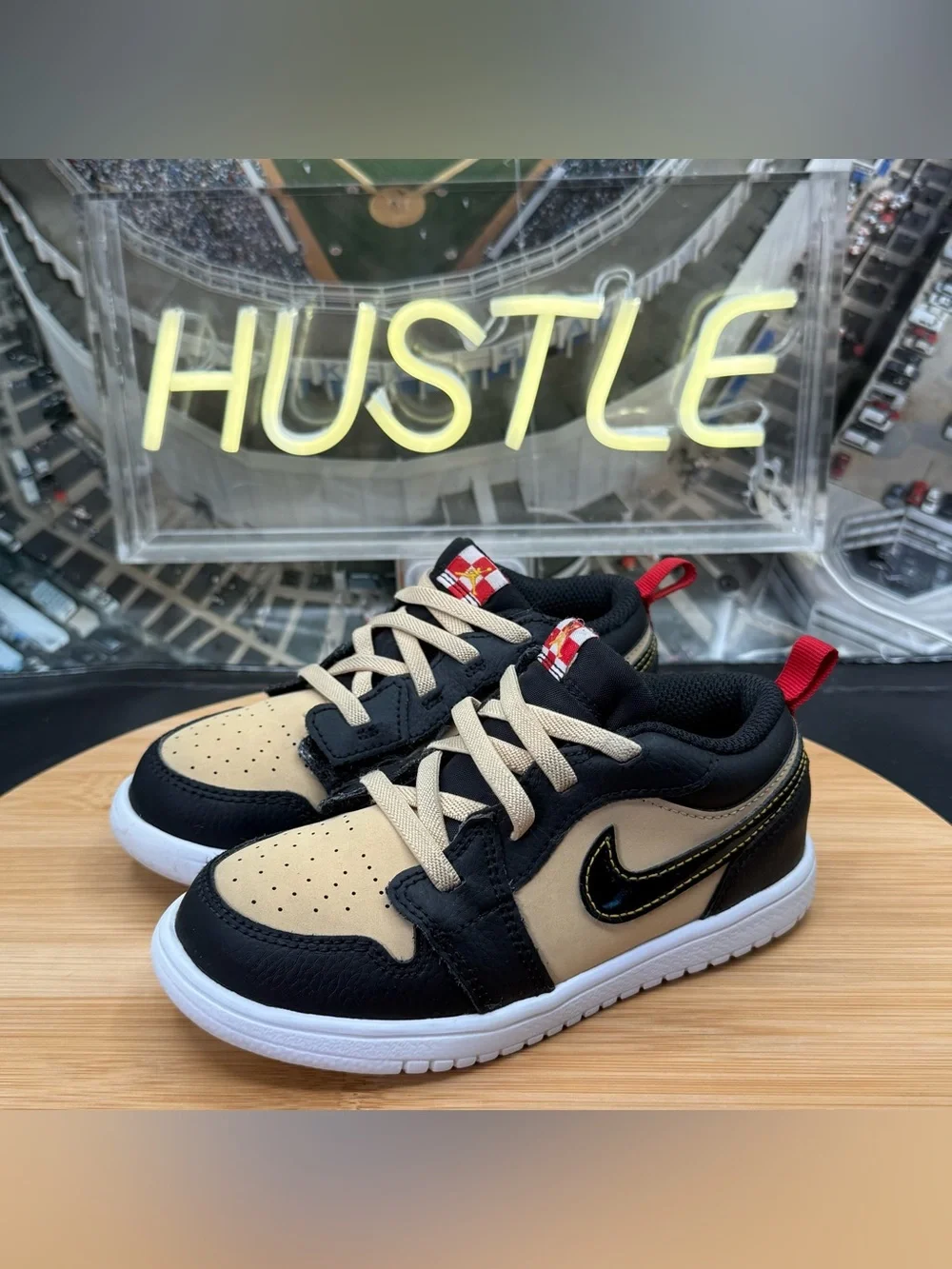 Jordan 1 Low ALT SE Pizza (TD) Size 10C